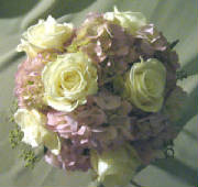 lavhydrangeawhiteroses.jpg